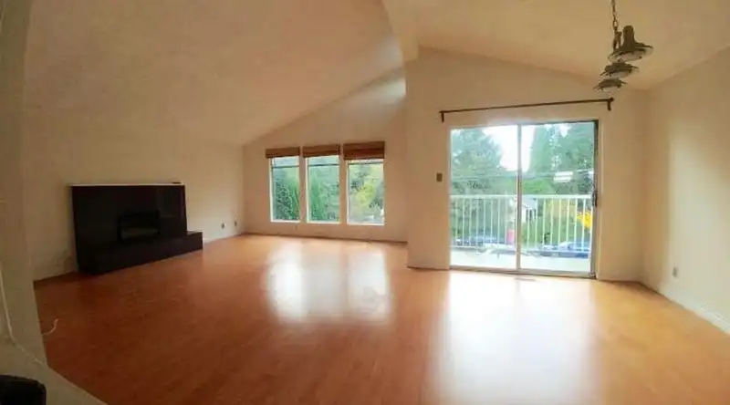 5512 DOMINION STREET - photo 2 of 11