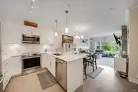 214 5020 221A STREET - thumbnail 2