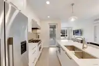 102 33540 MAYFAIR AVENUE - thumbnail 4