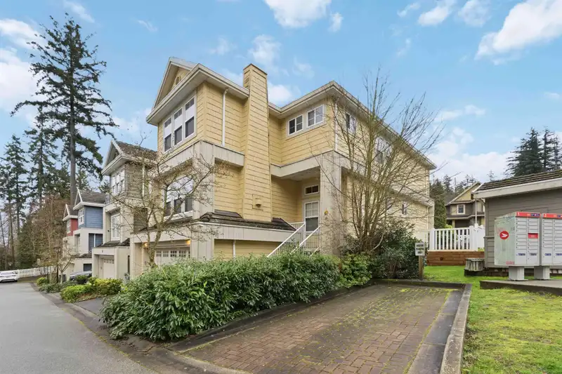 4 3495 147A STREET - photo 2 of 40