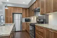 32 7059 210 STREET - thumbnail 6