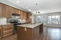32 7059 210 STREET - thumbnail 7