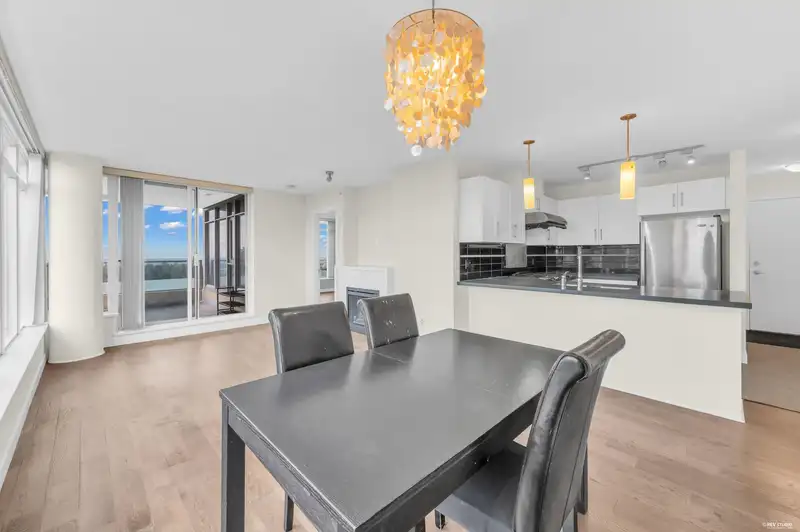 2208 7090 EDMONDS STREET - photo 3 of 37