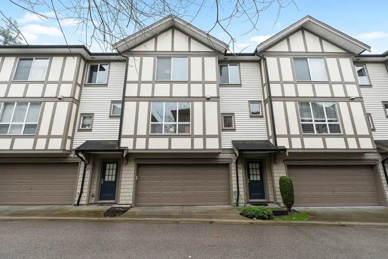 71 7848 209 STREET - photo 3 of 31