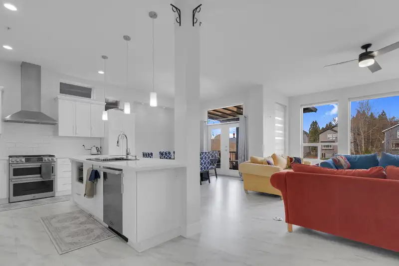 23849 103A AVENUE - photo 4 of 31