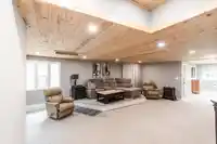 19746 49 AVENUE - thumbnail 33