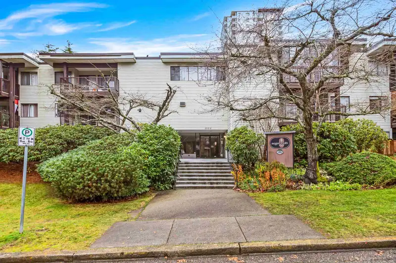 107 1555 FIR STREET - photo 1 of 24