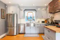 1196 HABGOOD STREET - thumbnail 11