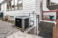 1196 HABGOOD STREET - thumbnail 36