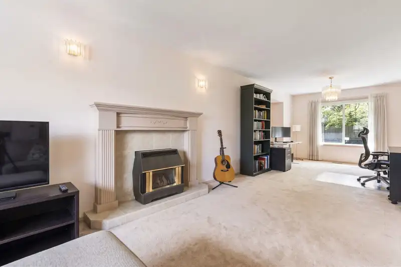 21549 85B COURT - photo 2 of 27