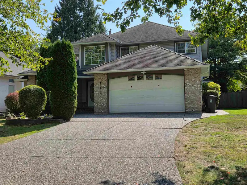 20760 91 AVENUE - photo 1 of 40