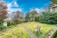 14 W 37TH AVENUE - thumbnail 4
