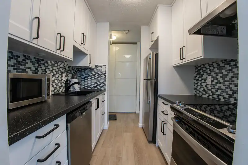 204 4200 MAYBERRY STREET - photo 4 of 26