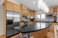 875 GREENWOOD ROAD - thumbnail 19
