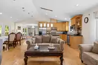 875 GREENWOOD ROAD - thumbnail 23