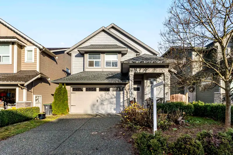 27557 27A AVENUE - photo 2 of 40