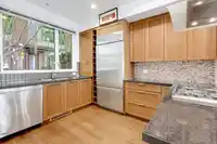 5 230 SALTER STREET - thumbnail 13