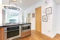 5 230 SALTER STREET - thumbnail 14