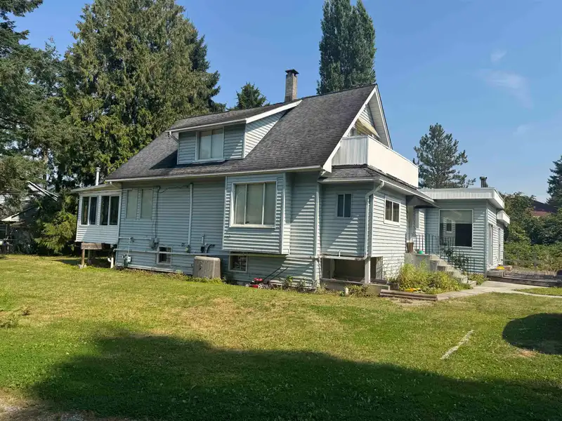 22032-22034 124TH AVENUE - photo 2 of 9