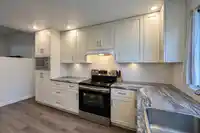 106 511 GATENSBURY STREET - thumbnail 3
