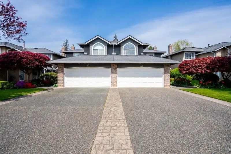 6081 W BOUNDARY DRIVE - photo 1 of 39