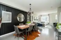 121 5551 ADMIRAL WAY - thumbnail 5