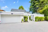2547 CRESCENT DRIVE - thumbnail 2