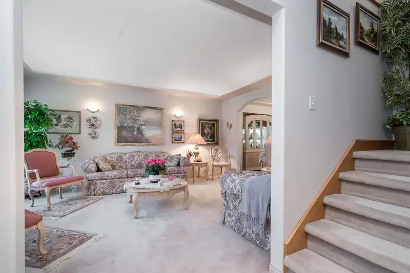 22120 46A AVENUE - photo 3 of 38