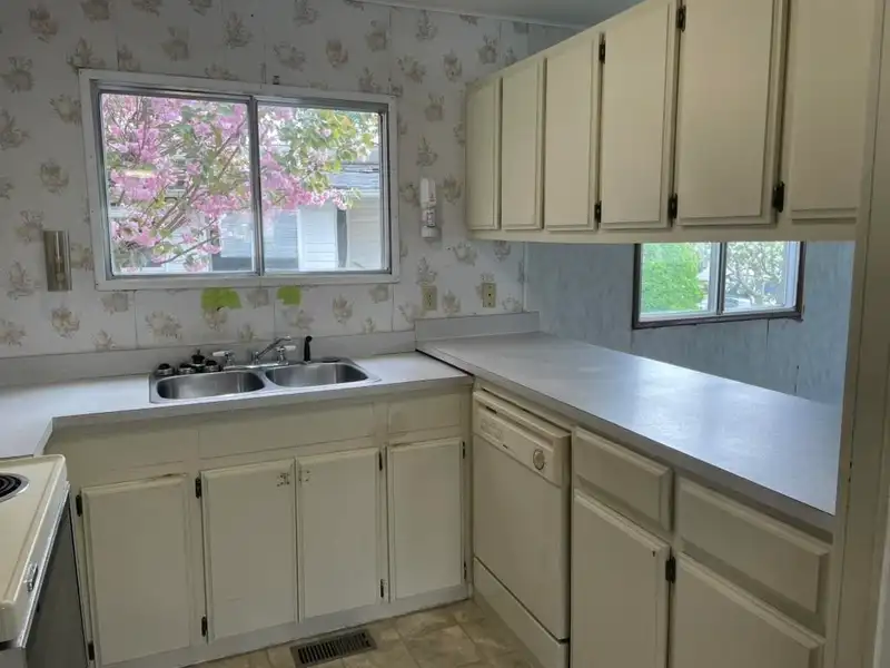 44 45640 WATSON ROAD - photo 2 of 20