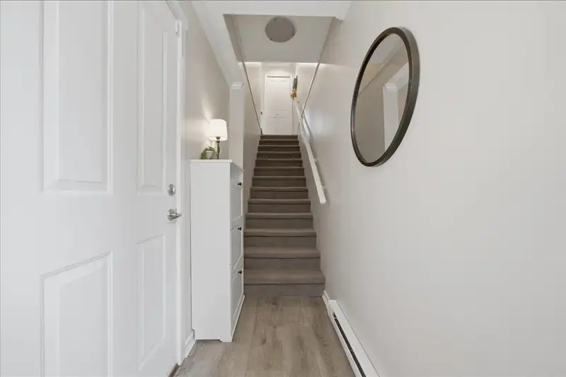 98 20875 80 AVENUE - photo 4 of 38
