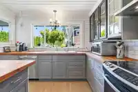 16127 8 AVENUE - thumbnail 3