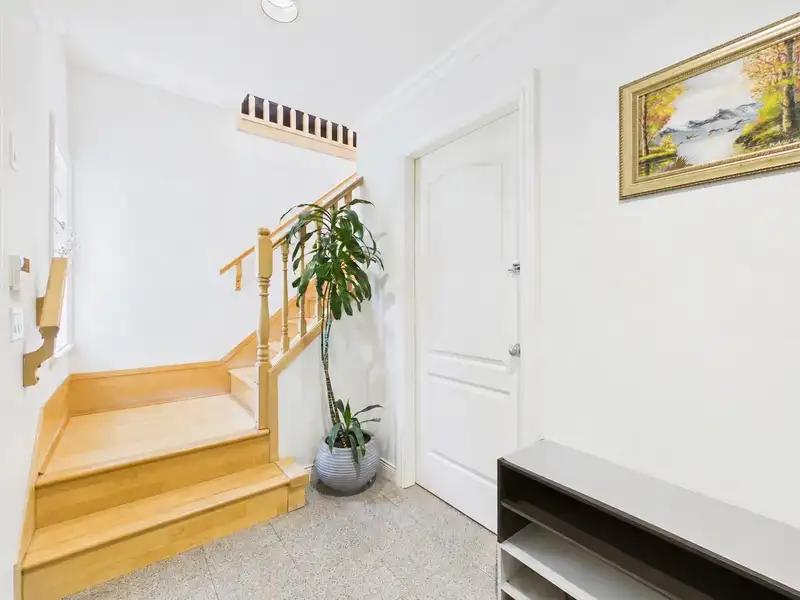 5345 WALES STREET - photo 4 of 34