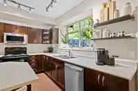 5 55 HAWTHORN DRIVE - thumbnail 15