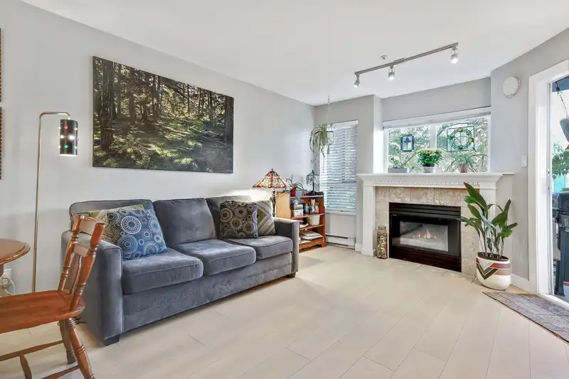 207 1738 FRANCES STREET - photo 1 of 21
