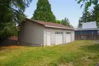 19671 49 AVENUE - thumbnail 4