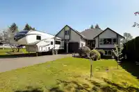 7852 167A STREET - thumbnail 2