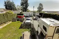 7852 167A STREET - thumbnail 37