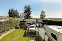 7852 167A STREET - thumbnail 38