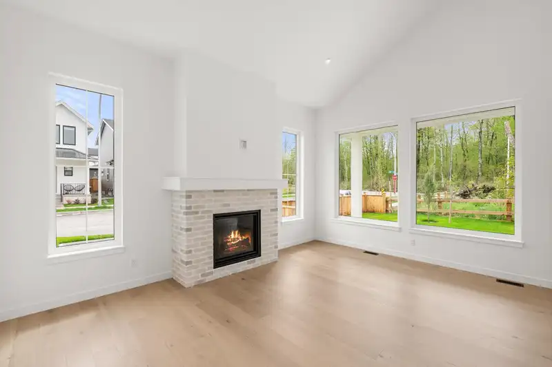 19625 75A AVENUE - photo 4 of 40
