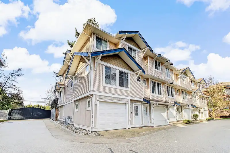75 6533 121 STREET - photo 3 of 26