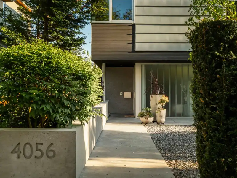 4056 W 36TH AVENUE - photo 2 of 40