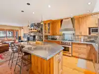 21 4501 BLACKCOMB WAY - thumbnail 2