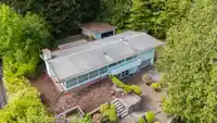 195 NORMANBY CRESCENT - thumbnail 4