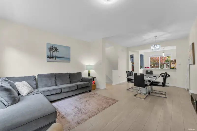 19 15075 60 AVENUE - photo 4 of 33