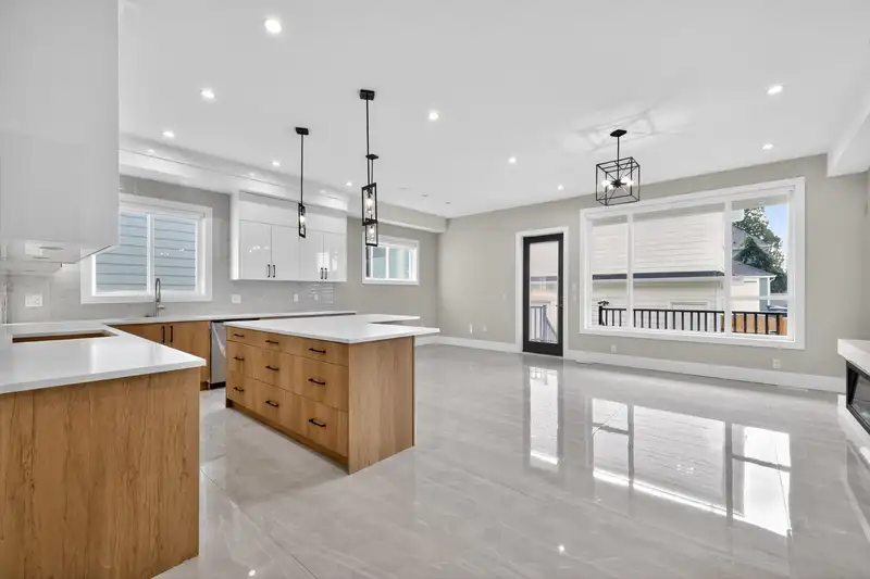 17116 1 AVENUE - photo 3 of 32