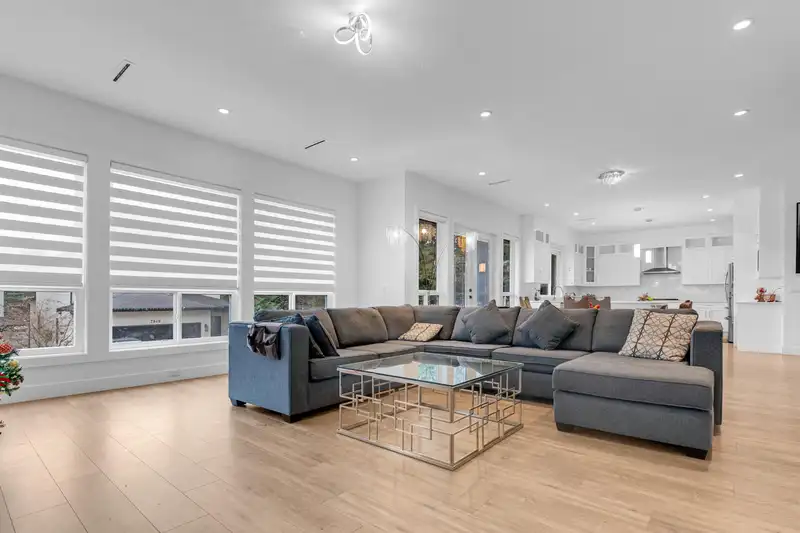 13995 79A AVENUE - photo 2 of 36