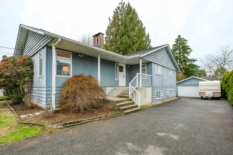 19475 116B AVENUE - photo 1 of 40