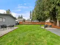 4552 200A STREET - thumbnail 5