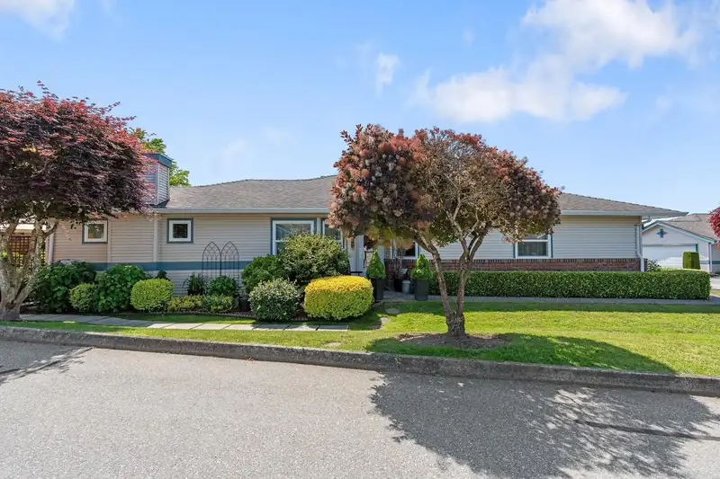 27 8889 212 STREET - photo 1 of 32