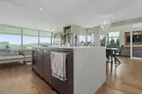 503 3315 CYPRESS PLACE - thumbnail 7